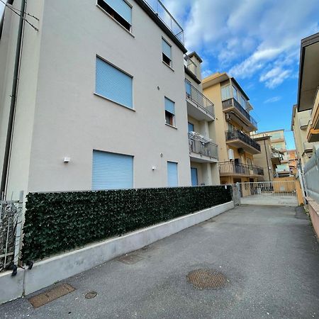 Apartamento Casa Nives Sottomarina Exterior foto