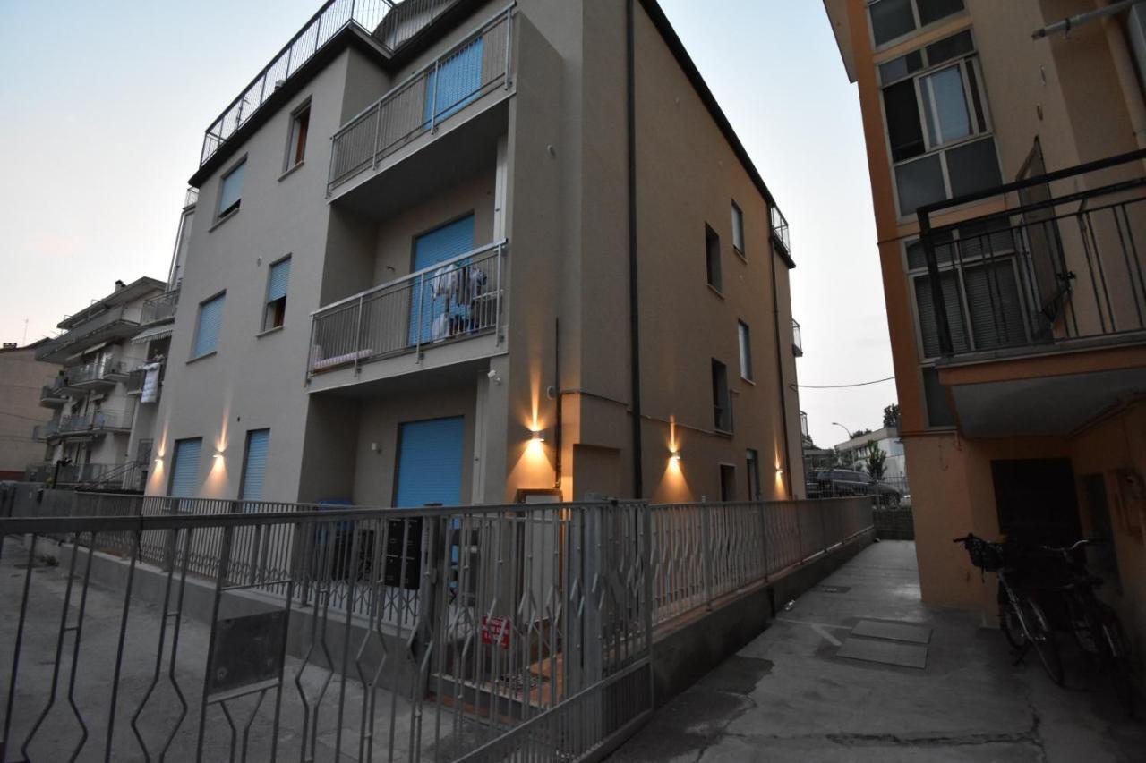 Apartamento Casa Nives Sottomarina Exterior foto
